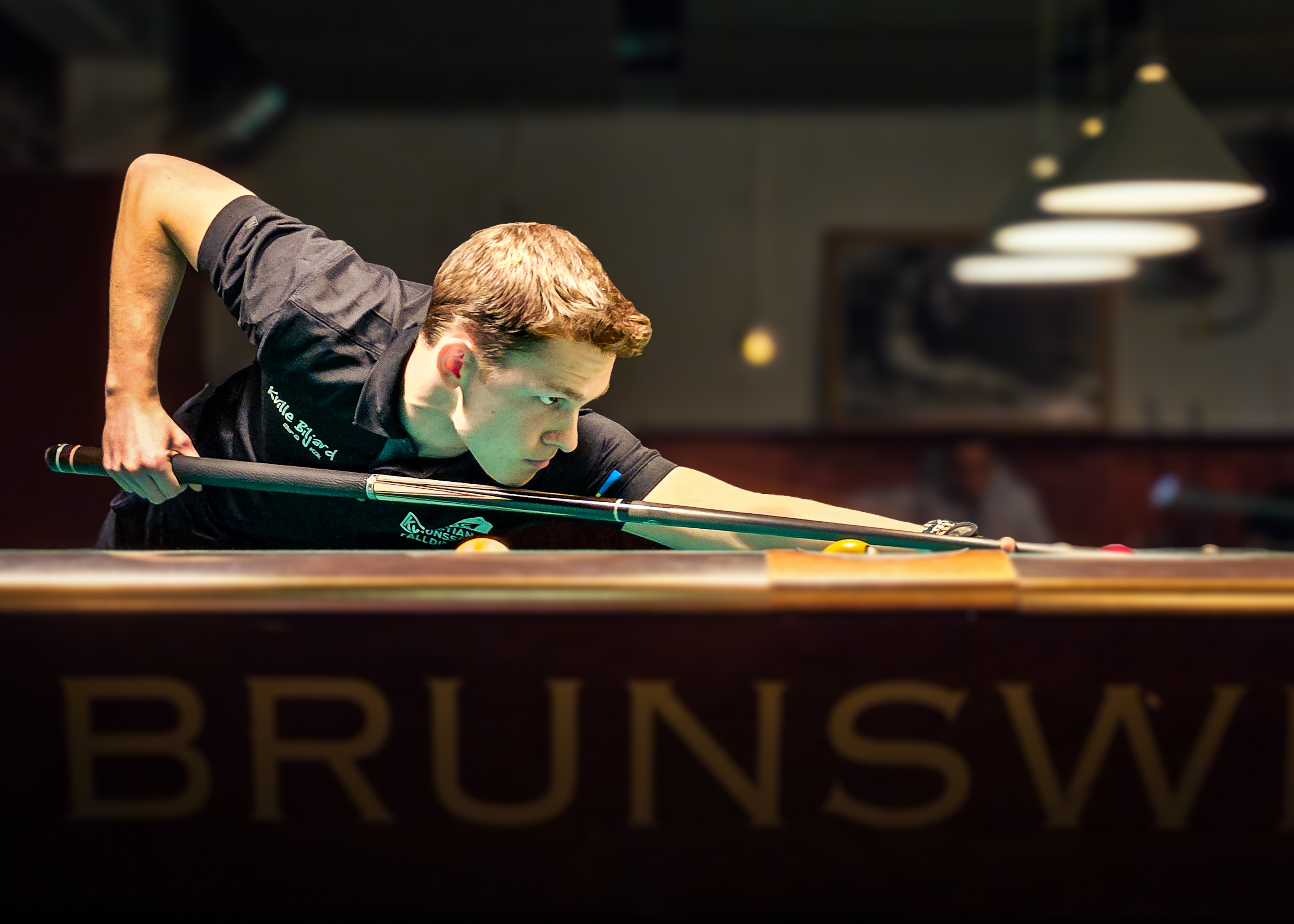 Bild på Sebastian Simonsson Fälldin, 18 år, Sverige, biljardtävling i malmö, representerar Kville BK